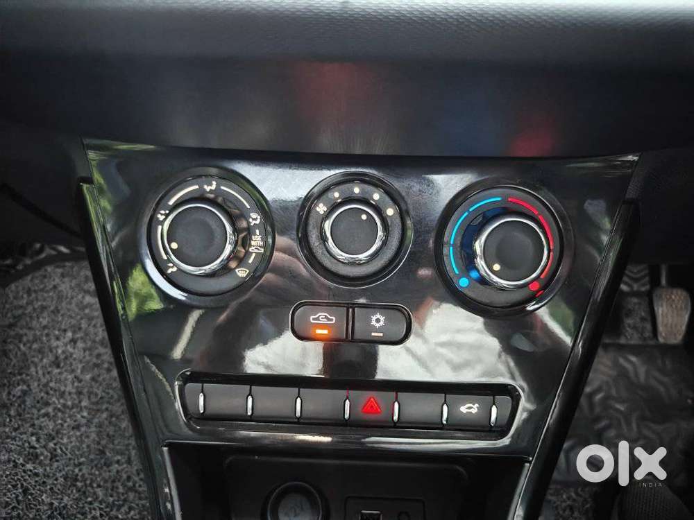 Tata Nexon Smart Plus1.2 Revotron Petrol 5 Mt, 2024, Petrol