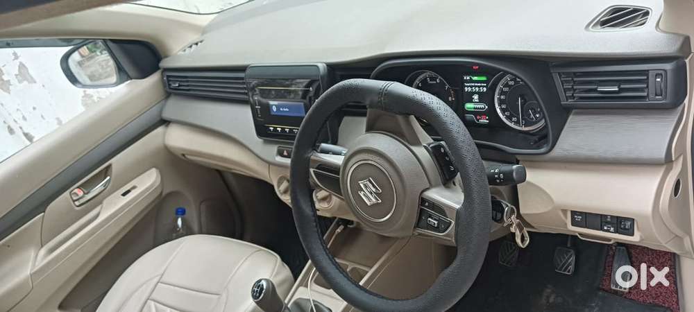 Maruti Suzuki Ertiga Vxi 2025