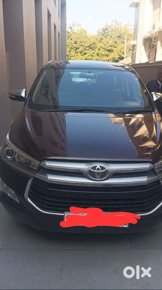 Toyota Innova Crysta 2016 Petrol Well Maintained