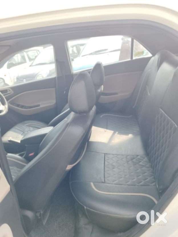 Hyundai I20 Asta (o) 1.2 Mt, 2018, Petrol