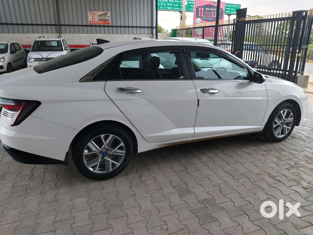 Hyundai Verna 1.5 Mpi Mt Sx (o), 2024, Petrol