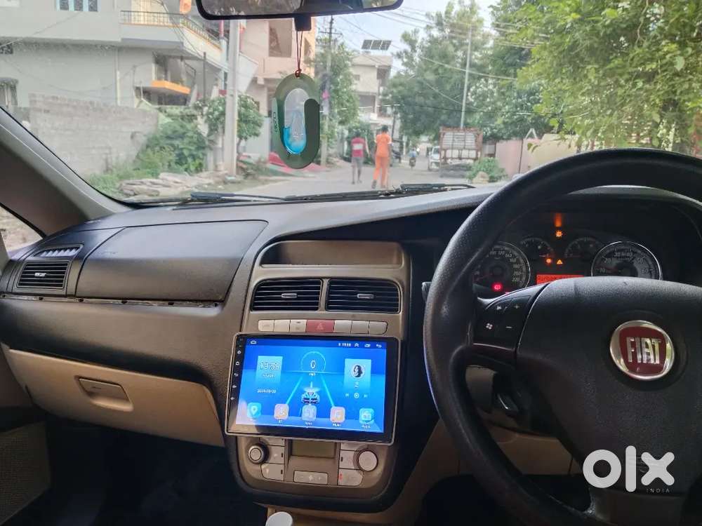Fiat Linea Emotion 2011