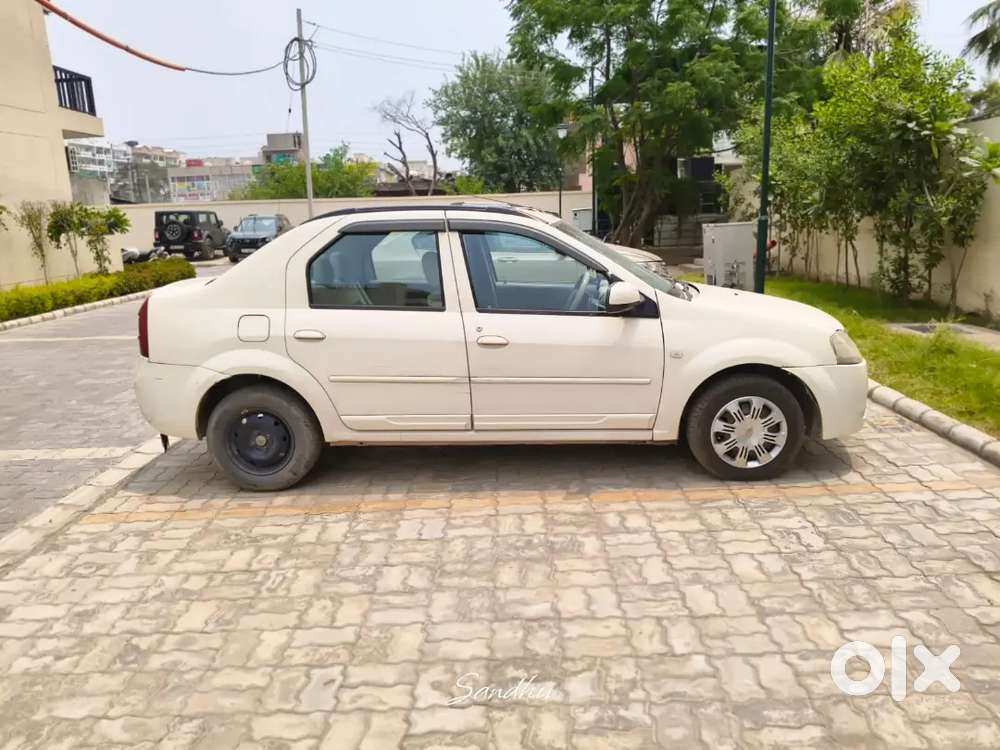 Mahindra Verito 2012 D4 Diesel Variant