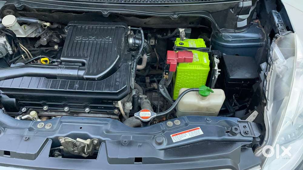 Maruti Suzuki Ertiga Vxi At, 2016, Petrol