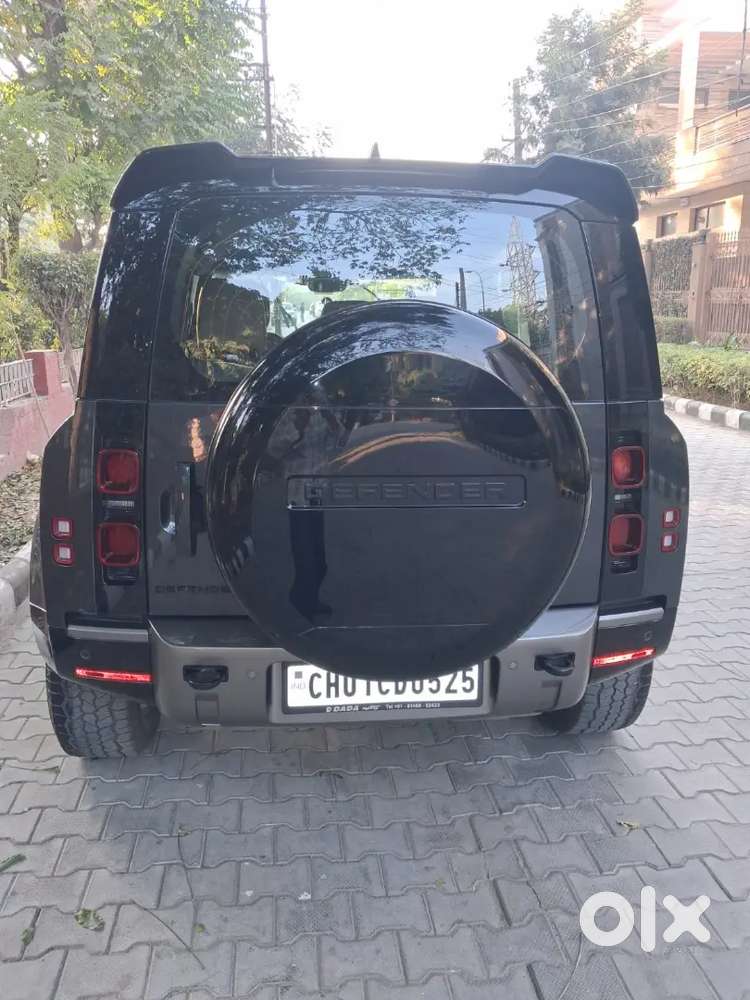 Land Rover Defender 2024 Petrol 9500 Km Driven