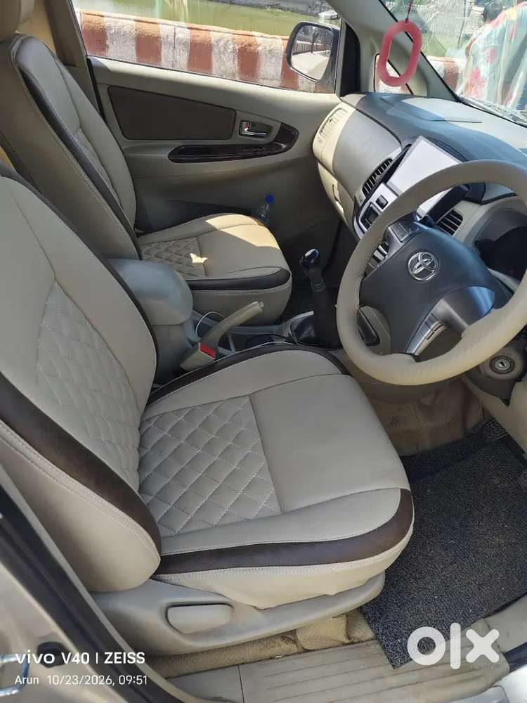 Toyota Innova 2014 V Type Diesel