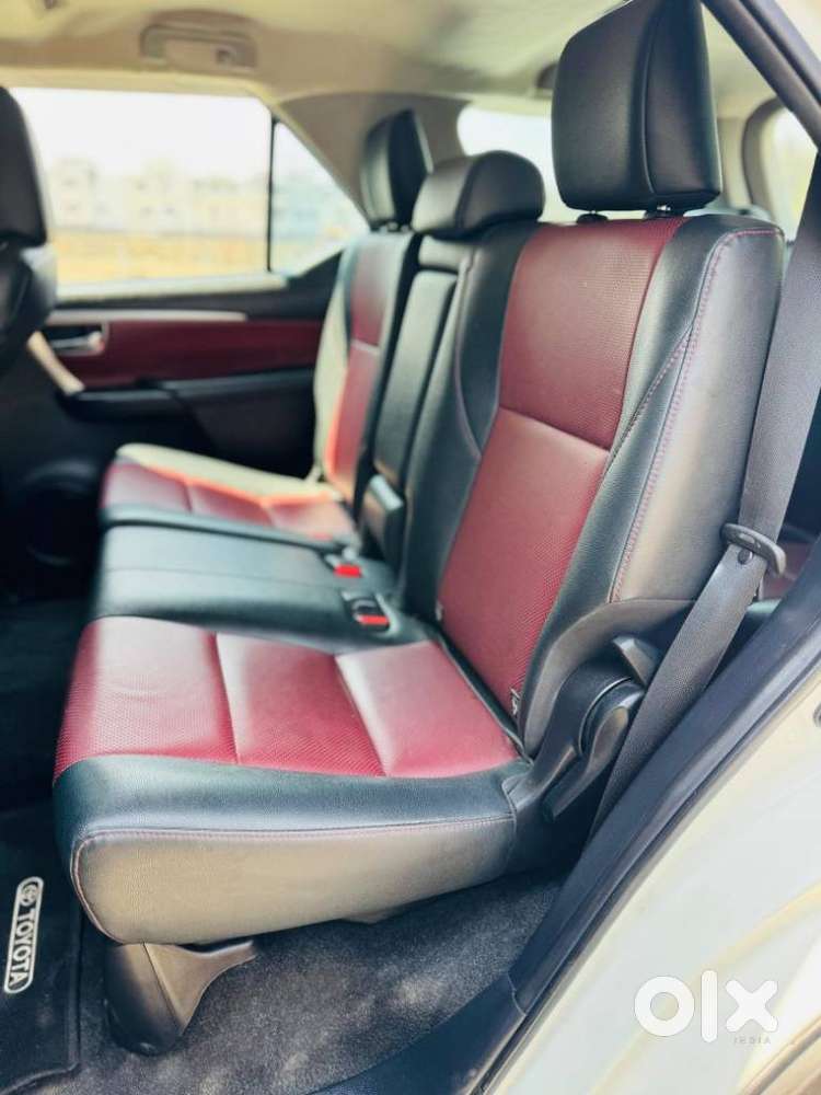 Toyota Fortuner Legender 4x2 At 2.8, 2021, Diesel