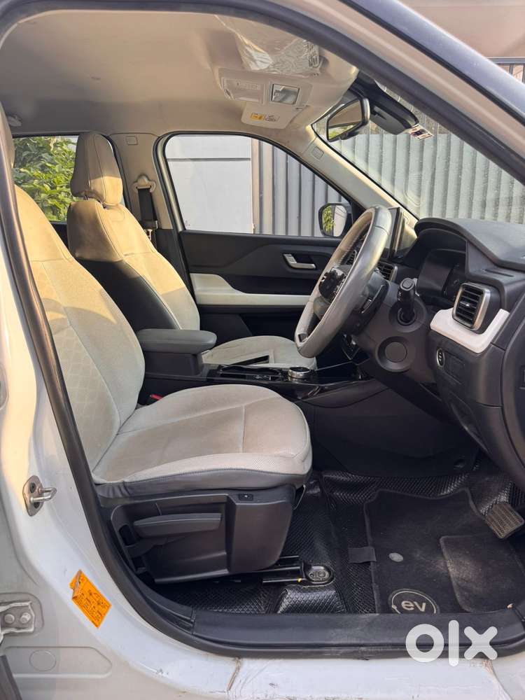 Tata Punch Ev Empowered S, 2024, Electric