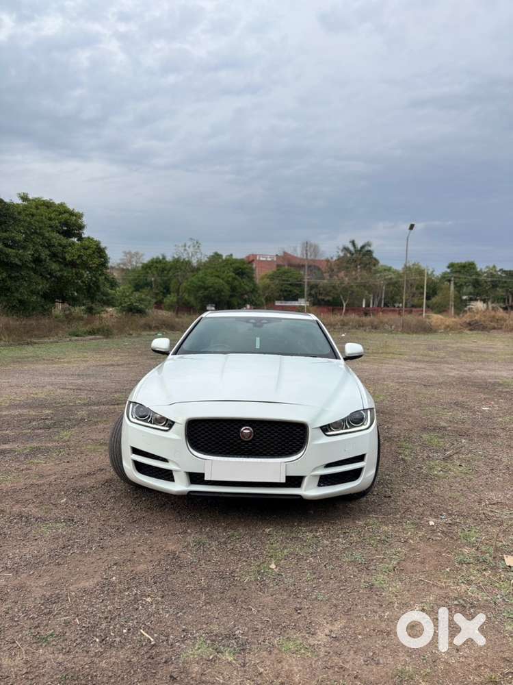 Jaguar Xe 2018