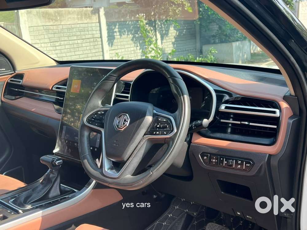 Mg Hector Plus Savvy Pro 1.5 Turbo Petrol Cvt 7 Str, 2023, Petrol