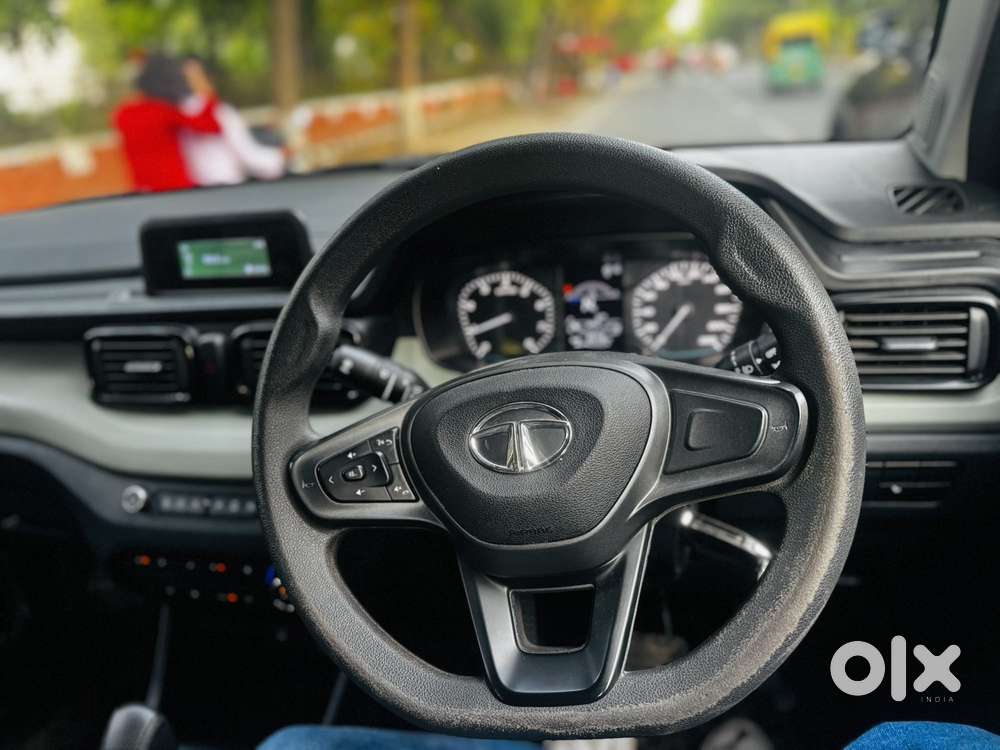 Tata Punch 1.2 Revotron Accomplished Camo Amt, 2022, Petrol