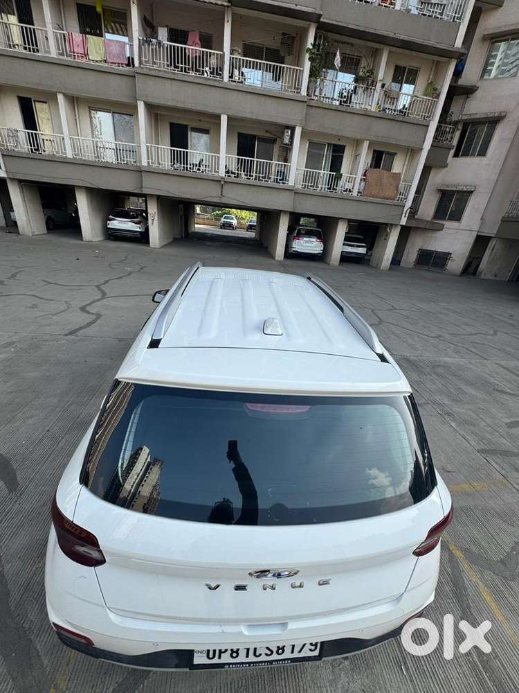 2021 Hyundai Venue S Plus  1st Owner  23,000 Km  Service Records