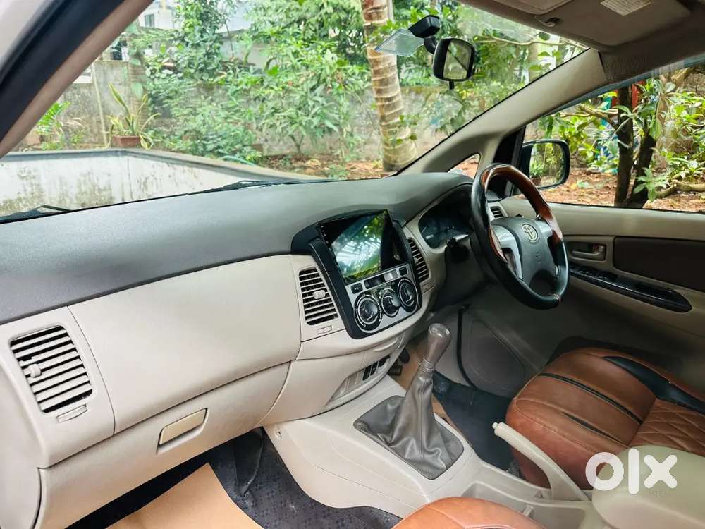 Toyota Innova 2014 Diesel 192000 Km Driven