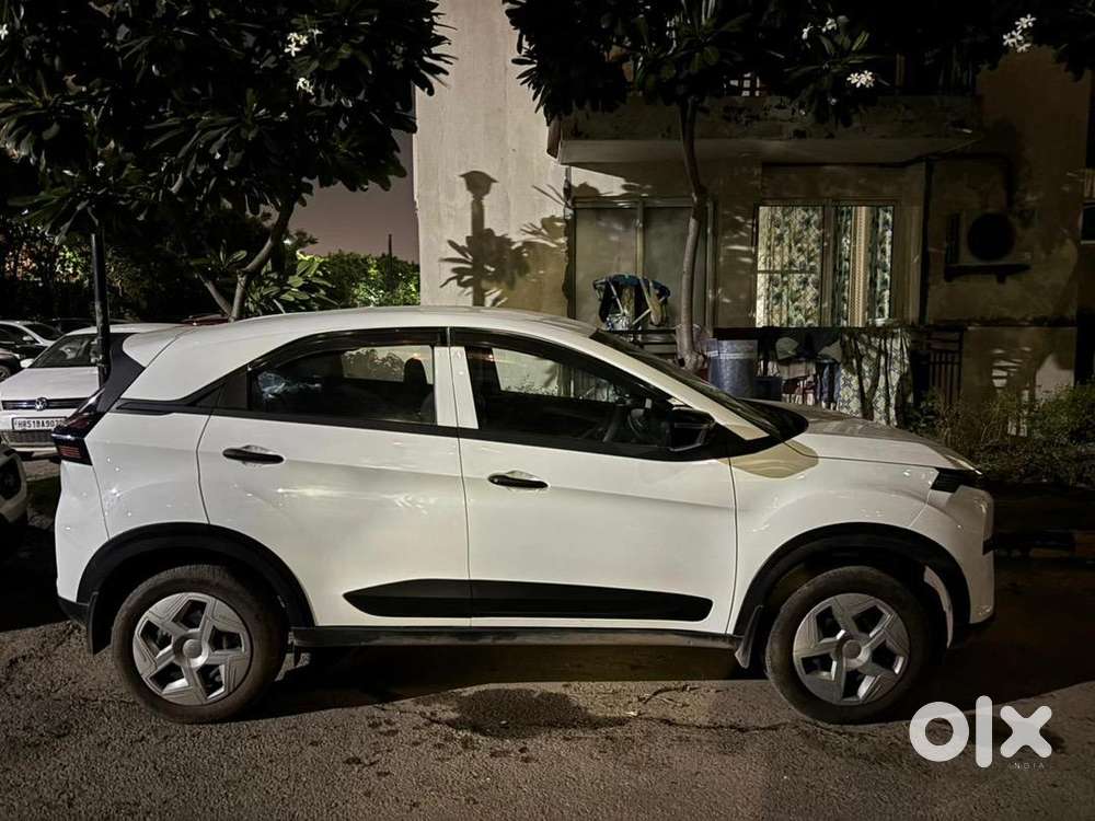 Tata Nexon Smart + 6mt 2025 10000km