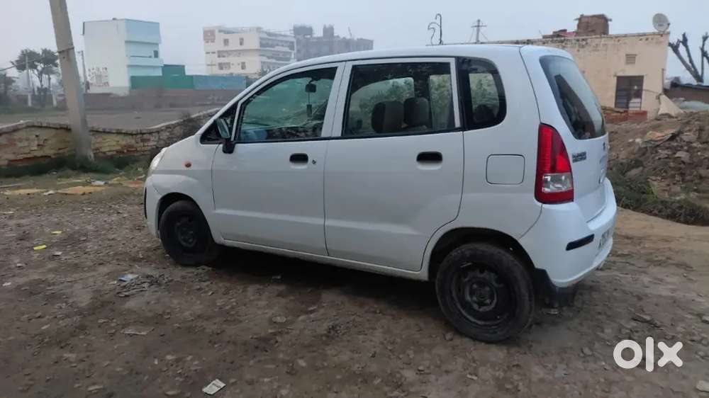 Maruti Suzuki Zen Estilo 2010