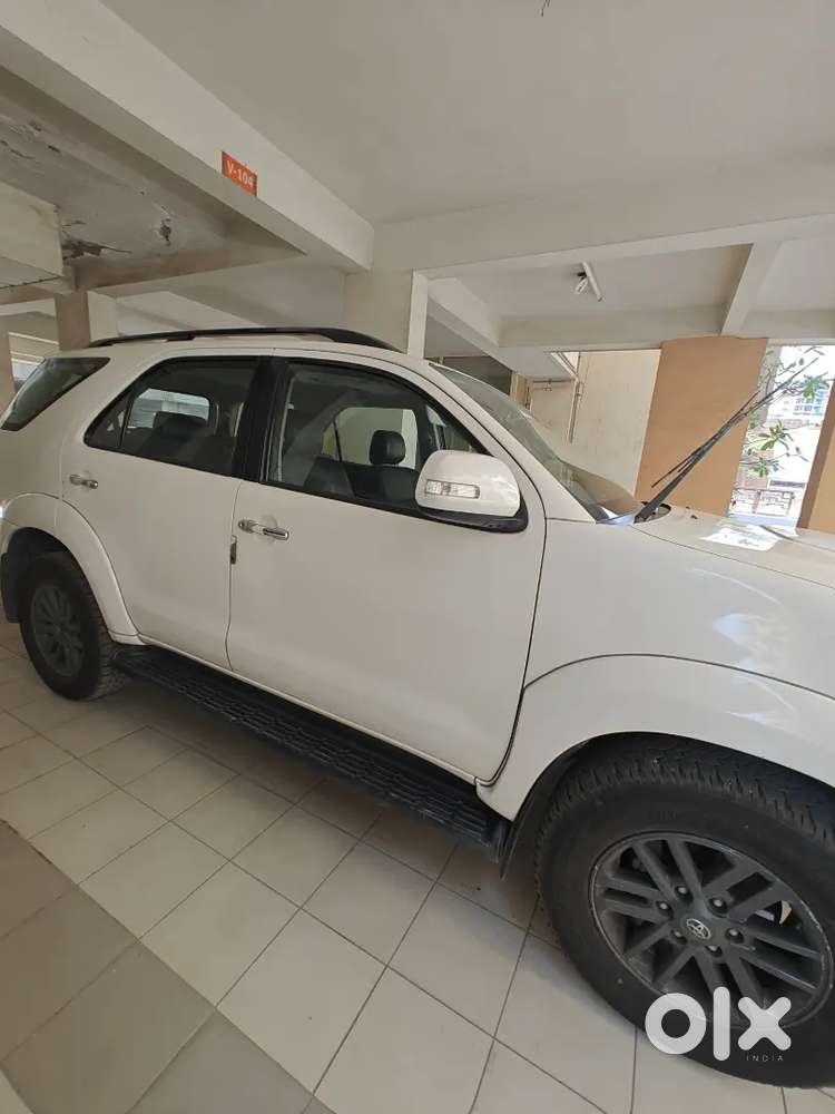 Toyota Fortuner 4*4 At 2015 Diesel Well Maintained With Company Record