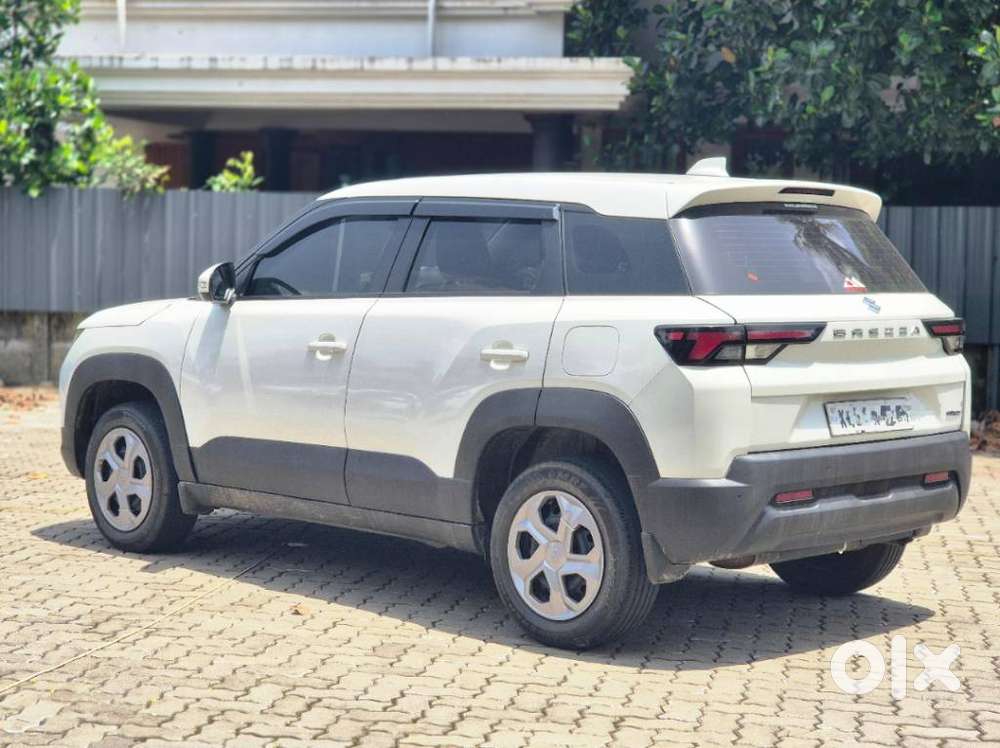 Maruti Suzuki Brezza 1.5 Vxi Smart Hybrid, 2022, Petrol