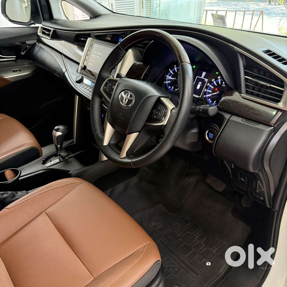 Toyota Innova Crysta [2020-ongoing] 2.7 Zx At 7 Str, 2023, Petrol