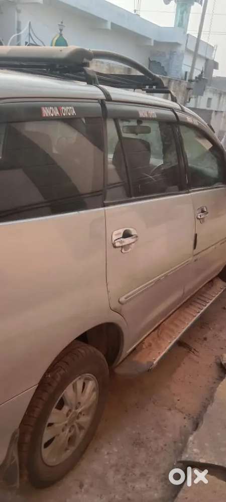 Toyota Innova 2010 Diesel 150000 Km Driven