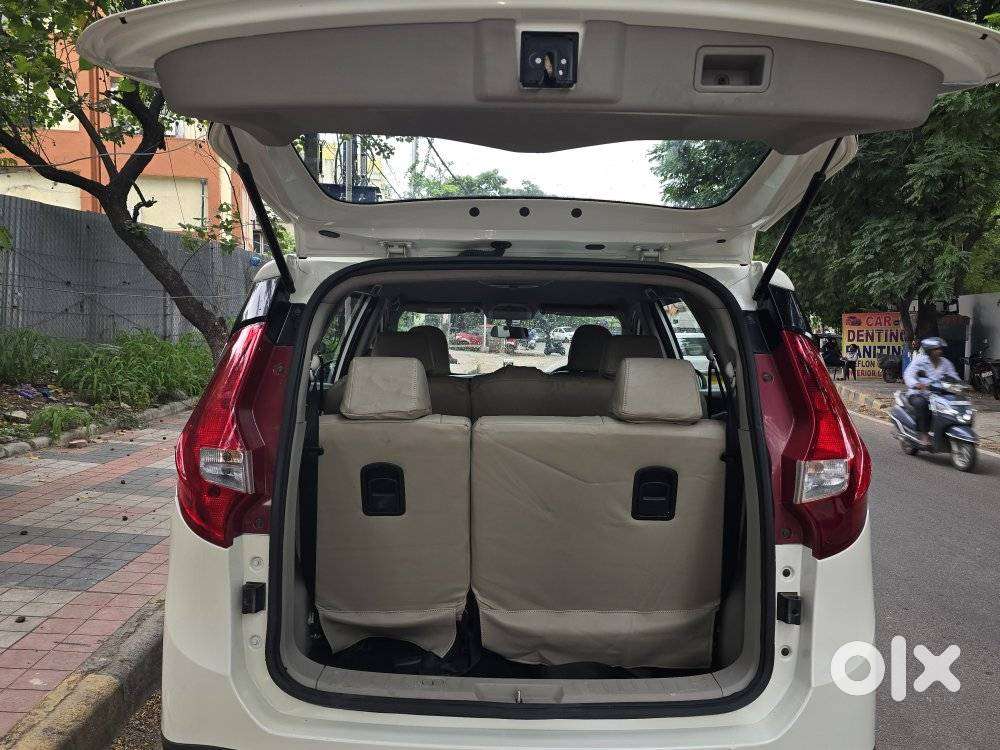 Mahindra Marazzo M2 8str, 2023, Diesel