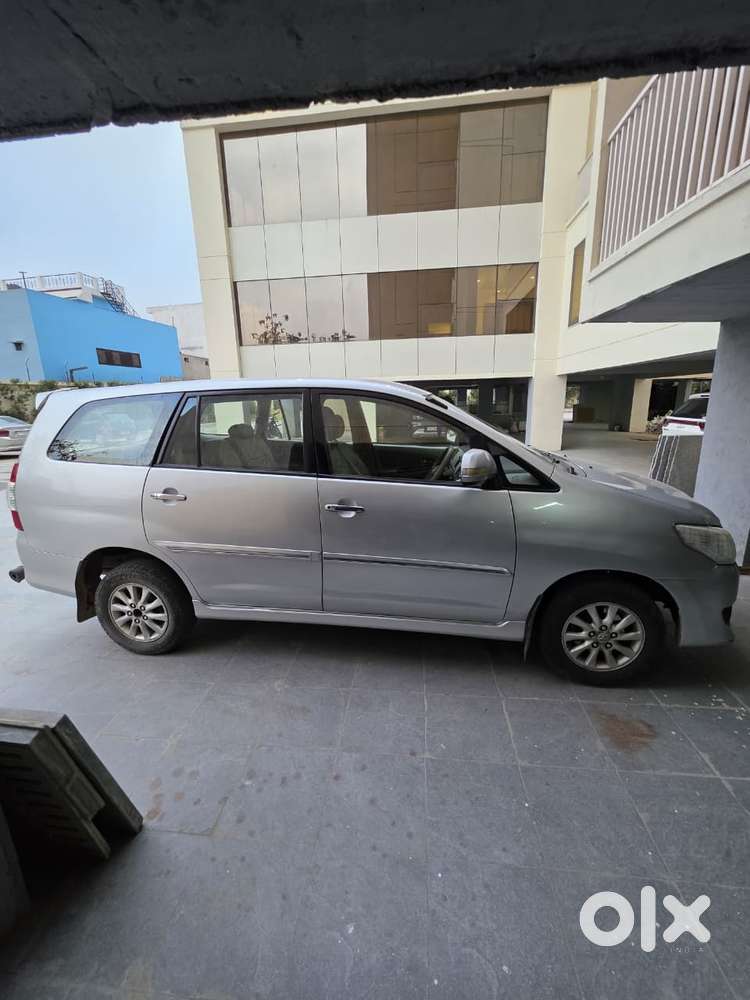 Toyota Innova 2.5 Vx 7 Str Bs-iii, 2012, Diesel