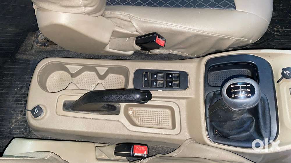 Mahindra Tuv 300 T6 Plus, 2018, Diesel