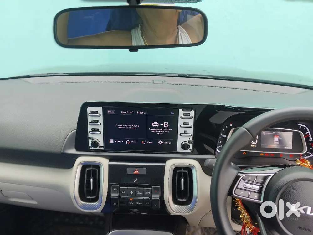 Kia Sonet 2023 Petrol Well Maintained, Single Handed