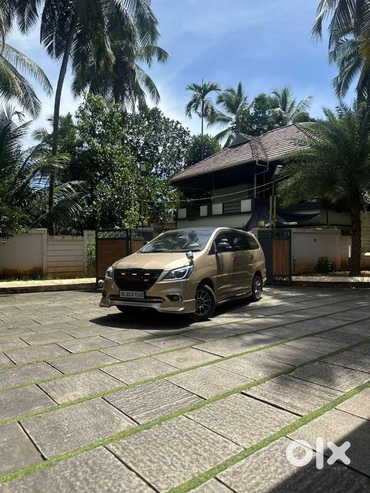 Toyota Innova 2006 Car