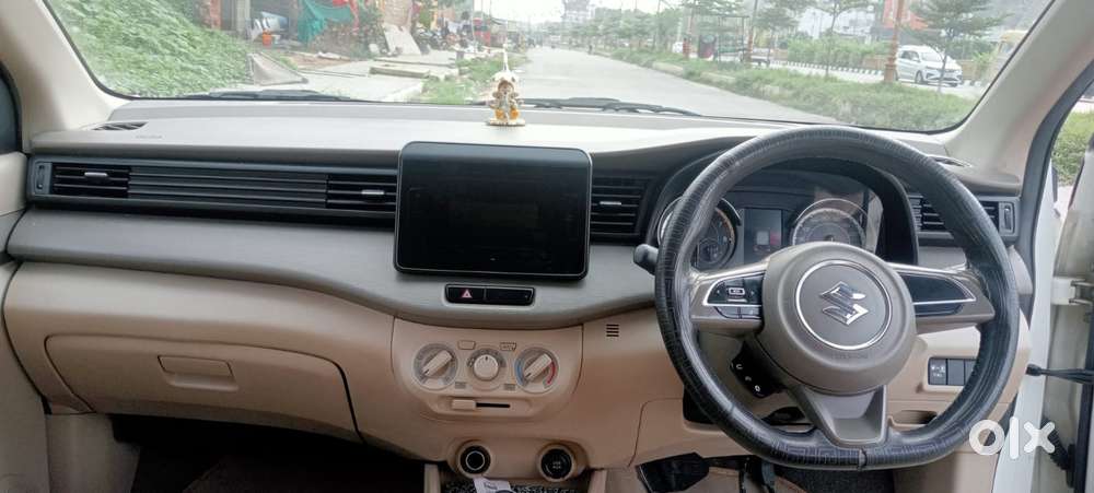 Maruti Suzuki Ertiga 1.4 Vxi Cng Anniversary Edition, 2023, Cng & Hy..