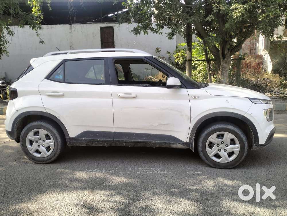 Hyundai Venue S, 2020, Petrol