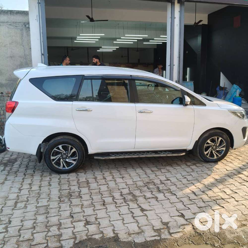 This Crista Is 2025 Registraction And Run 25000km .it's 13 Month Old