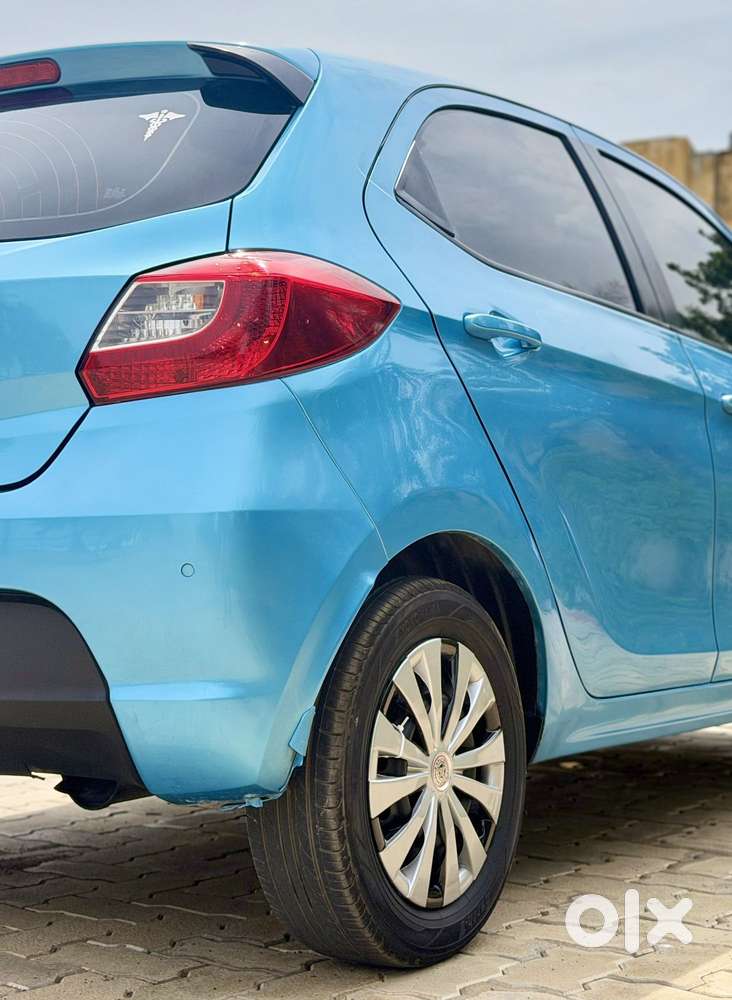 Tata Tiago 1.2 Revotron Xm, 2017, Petrol
