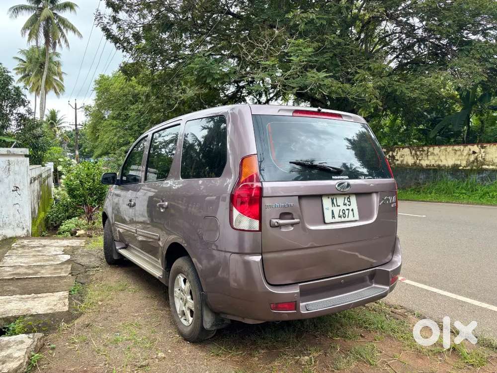 Mahindra Xylo 2009 Diesel 180000 Km Driven