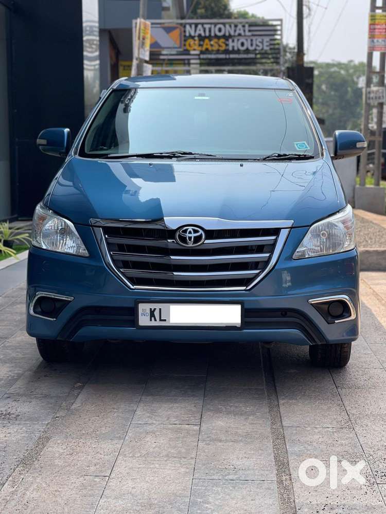 Toyota Innova Crysta 2.4 V, 2013, Diesel