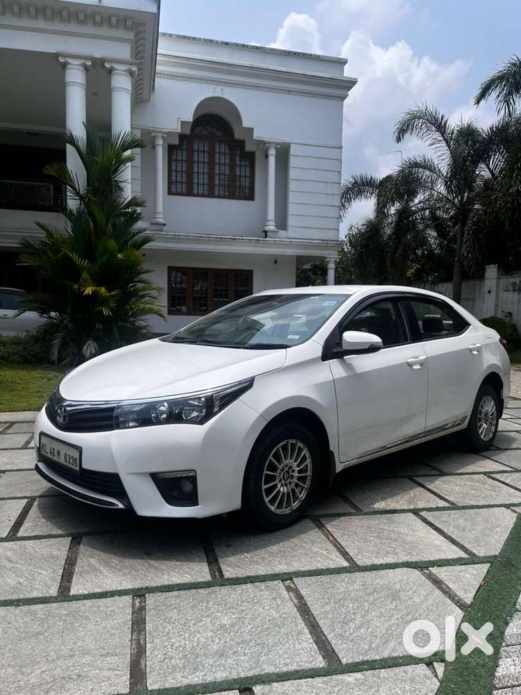 Toyota Corolla Altis 2015 Diesel Well Maintained
