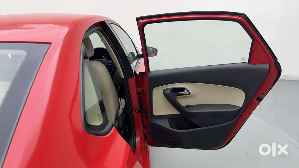 Skoda Rapid 1.6 Mpi At Style, 2017, Petrol