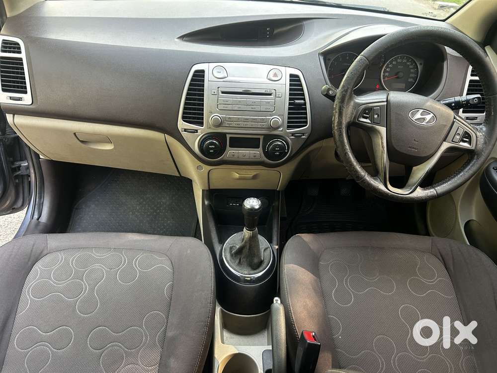 Hyundai I20 Sportz 1.2 Bs-iv, 2010, Petrol