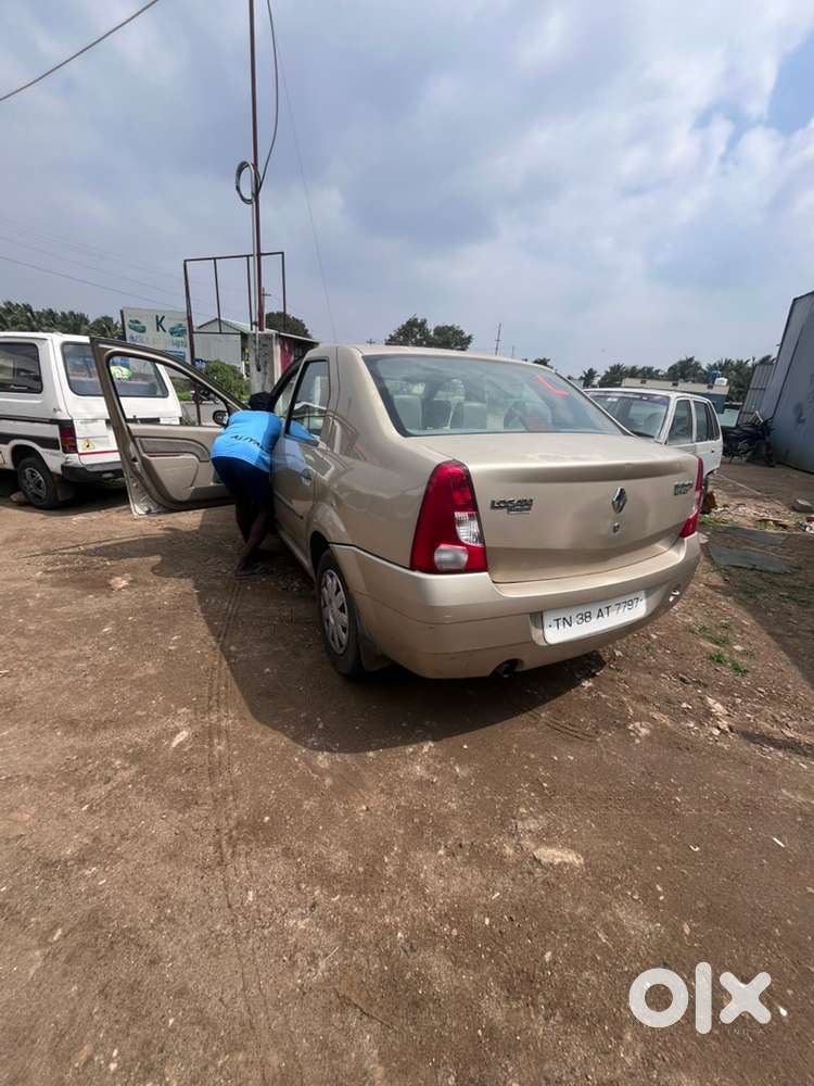 Mahindra Logan Petrol 2008