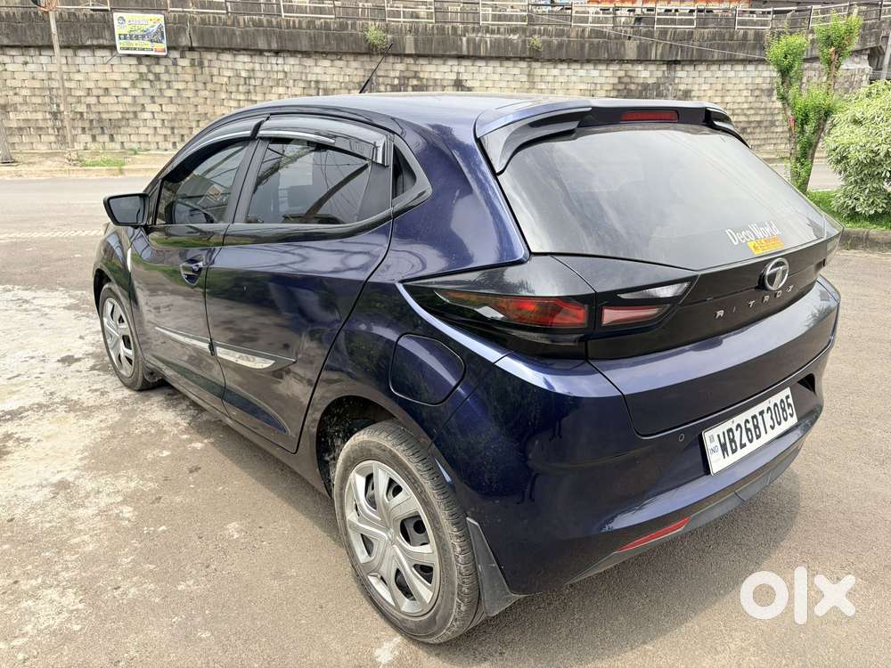 Tata Altroz 1.2 Xm Plus, 2022, Petrol