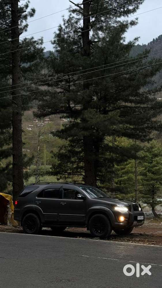 Toyota Fortuner 2014 Diesel 200000 Km Driven