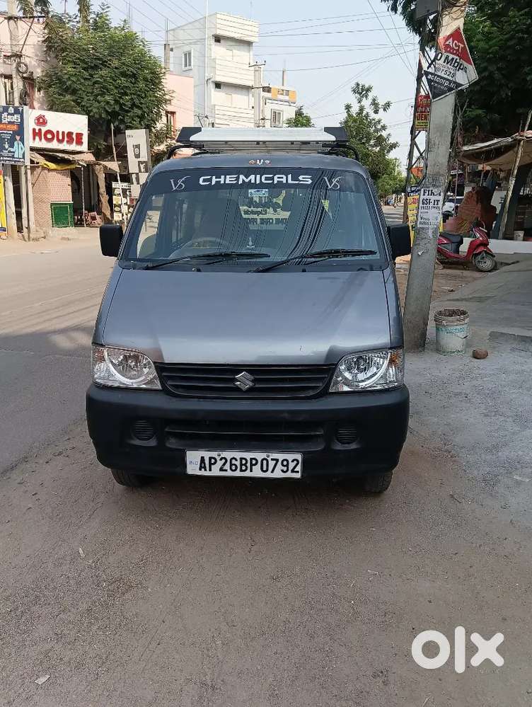 Maruti Suzuki Eeco 2016