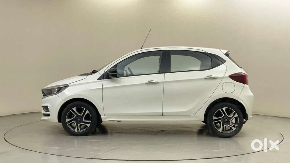 Tata Tiago 1.2 Revotron XZ Plus, 2022, Petrol