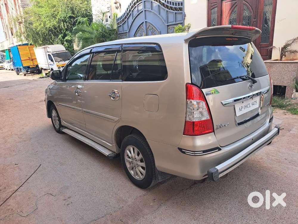 Toyota Innova 2.5 Ev 2012