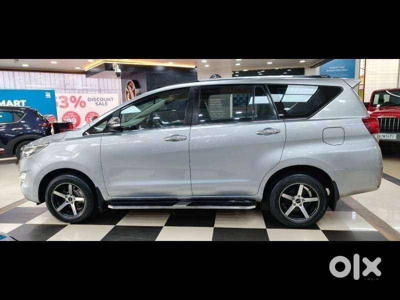 Toyota Innova Crysta 2.4 Vx Mt, 2017, Diesel