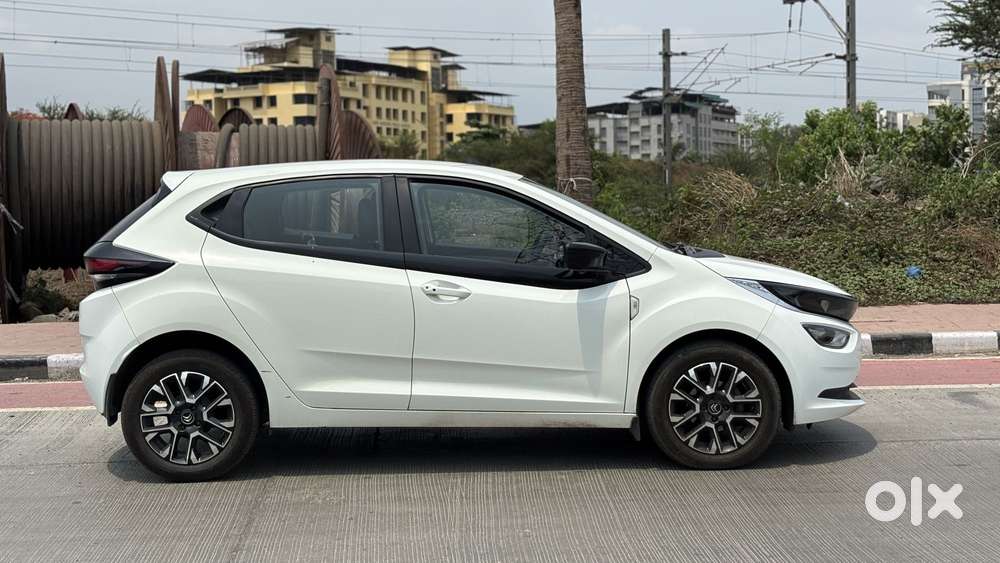 Tata Altroz 1.5 Xz Plus Diesel, 2023, Diesel
