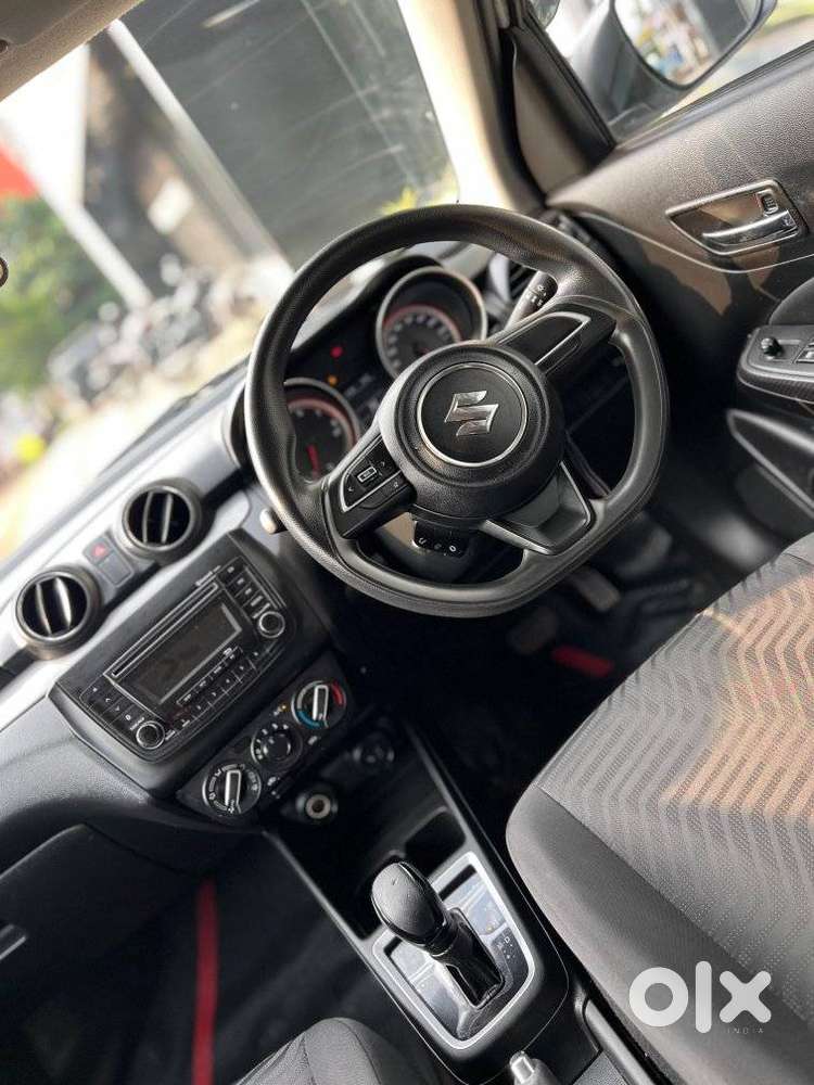 Maruti Suzuki Swift Amt Vxi, 2020, Petrol