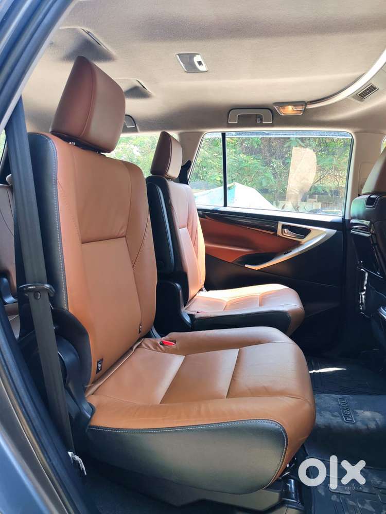 Toyota Innova Crysta