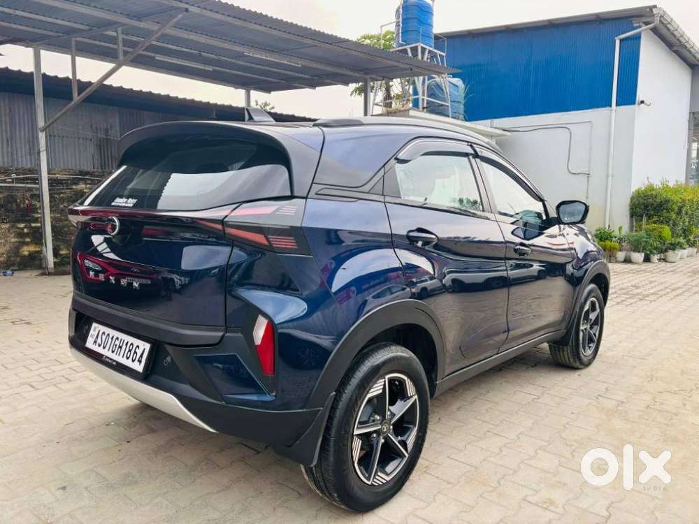 Tata Nexon Creative Plus S 1.2 Revotron Petrol 6 Mt, 2025, Petrol