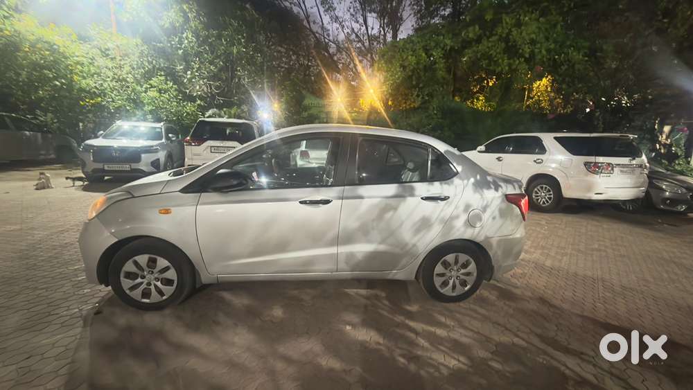 Hyundai Xcent Cng & Hybrids Well Maintained