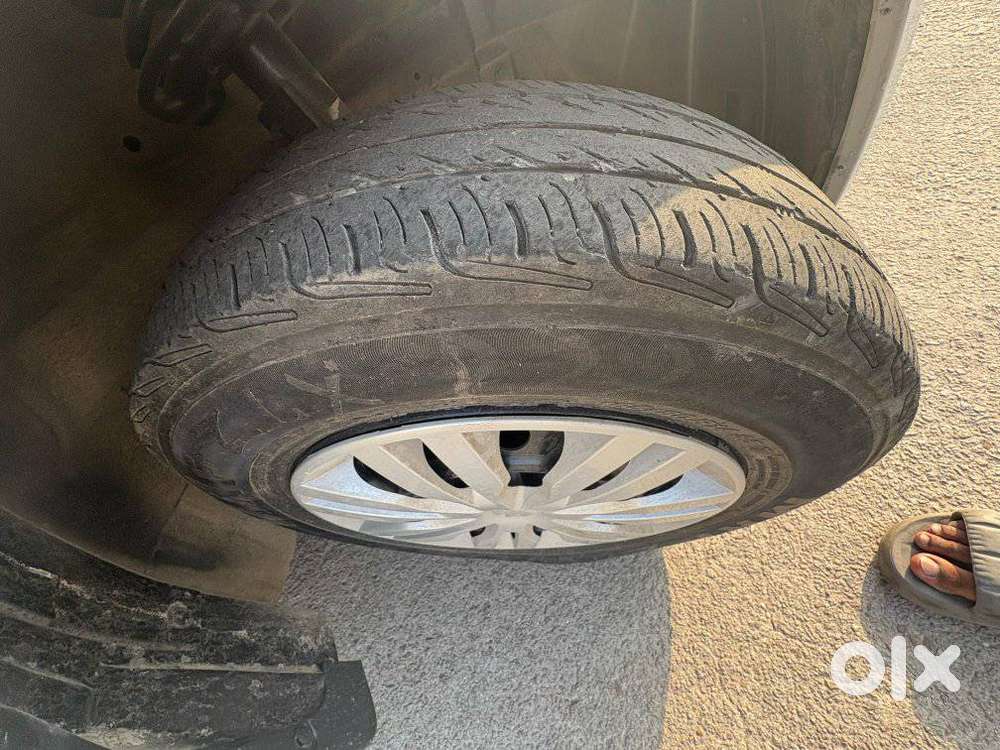 Maruti Suzuki Swift Vxi + Manual, 2015, Petrol